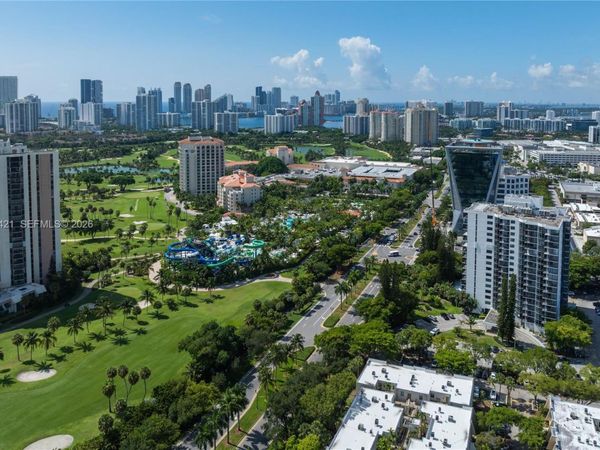 20100 W Country Club Dr , Unit 1206, Aventura, FL 33180