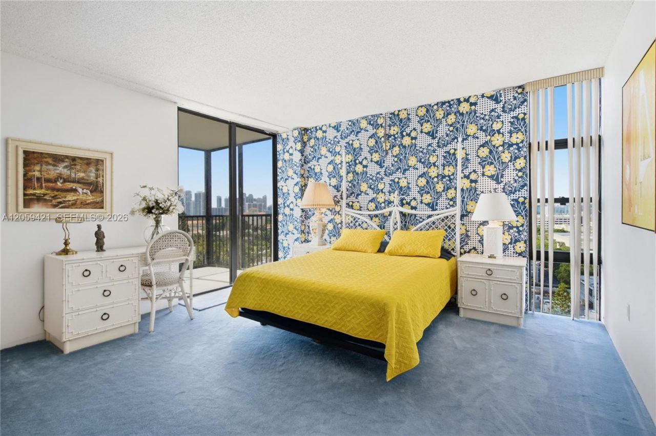 20100 W Country Club Dr , Unit 1206, Aventura, FL 33180 Photo