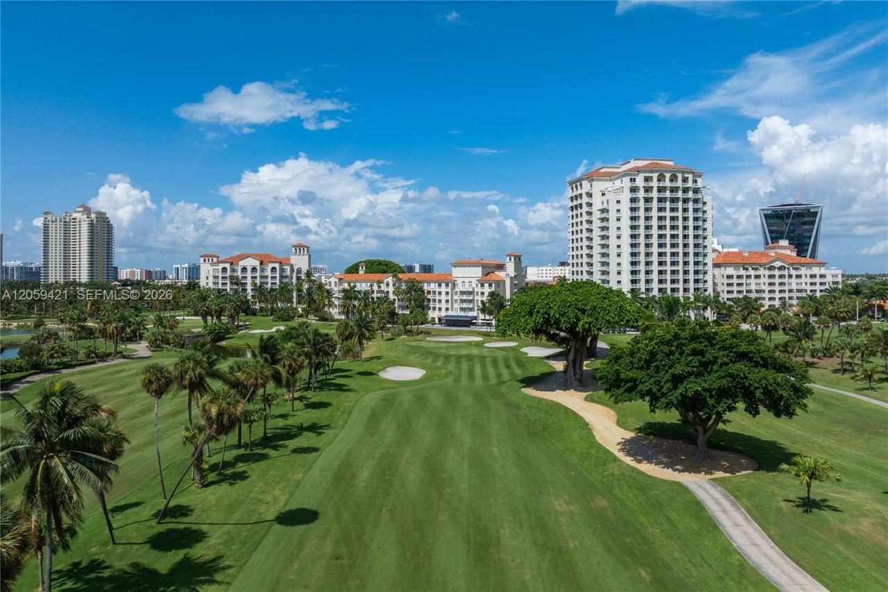 20100 W Country Club Dr , Unit 1206, Aventura, FL 33180 Photo