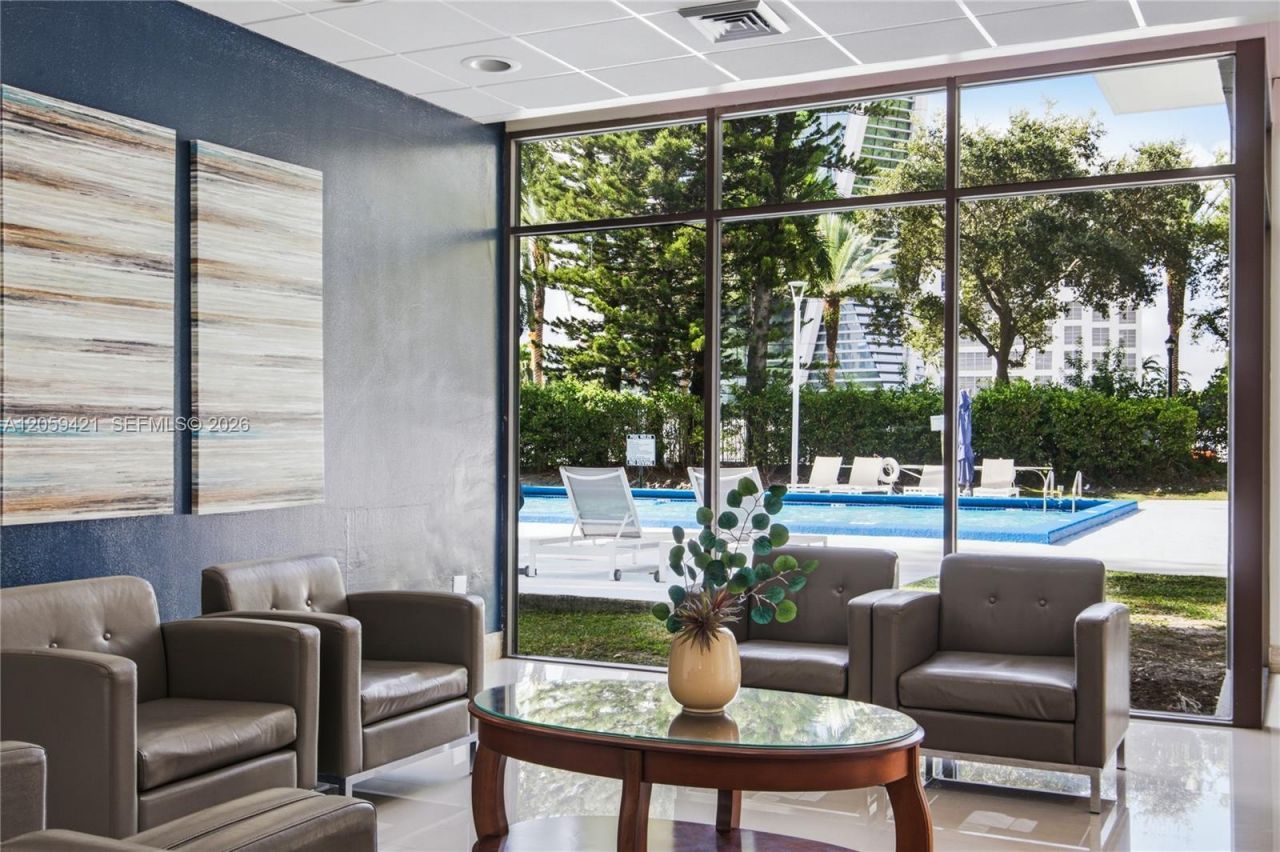 20100 W Country Club Dr , Unit 1206, Aventura, FL 33180 Photo