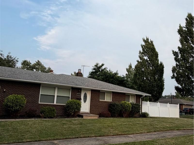 4725 Eric Avenue, Cleveland, OH 44109 Photo 3