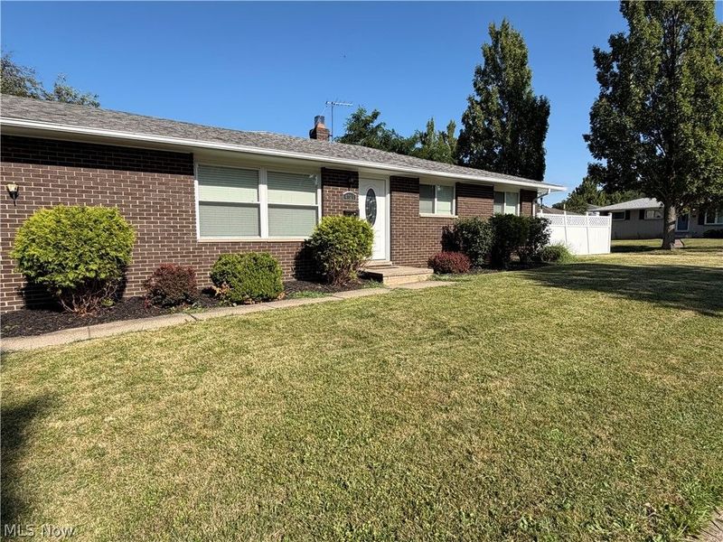 4725 Eric Avenue, Cleveland, OH 44109 Photo 4