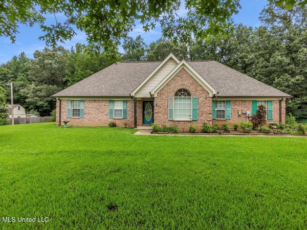 209 Roper Cove, Byhalia, MS 38611