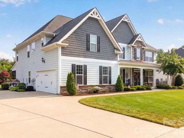 10515 Sweethaven Lane , Harrisburg, NC 28075