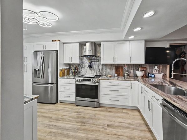 2811 Village Boulevard, Unit 302, West Palm Beach, FL 33409