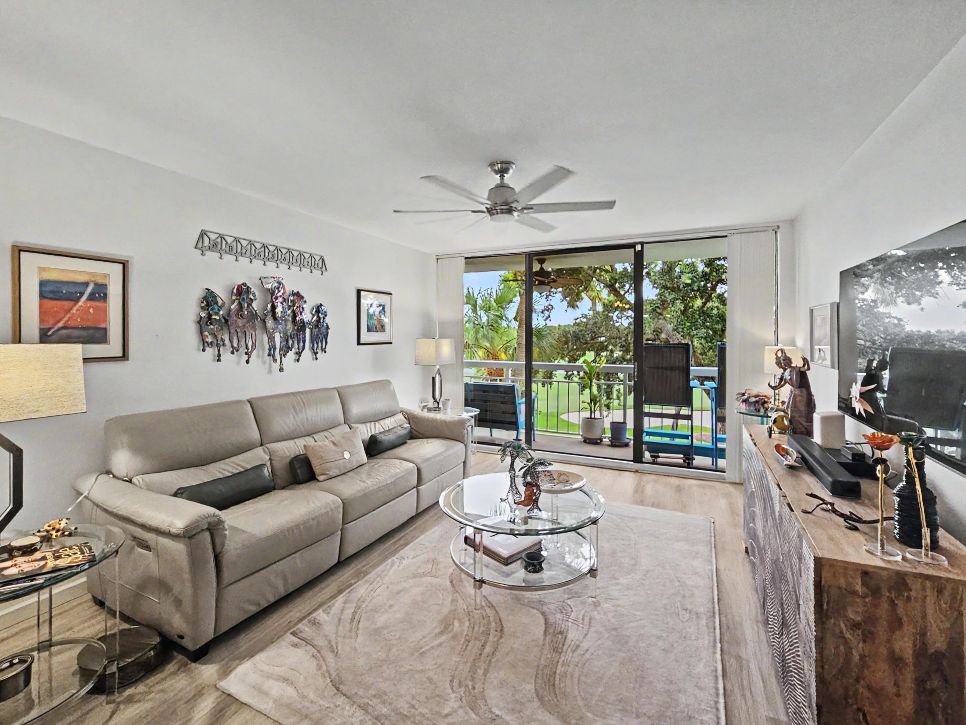 2811 Village Boulevard, Unit 302, West Palm Beach, FL 33409 Photo
