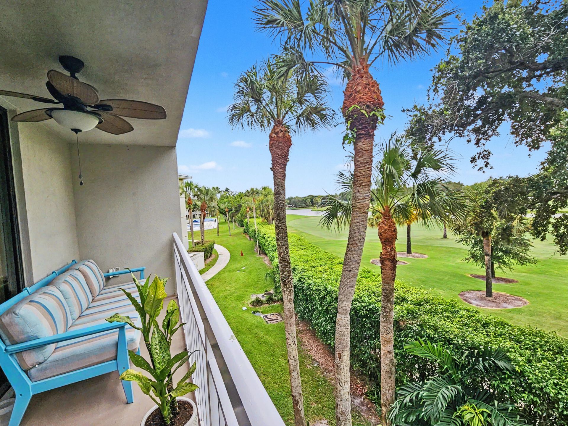 2811 Village Boulevard, Unit 302, West Palm Beach, FL 33409 Photo