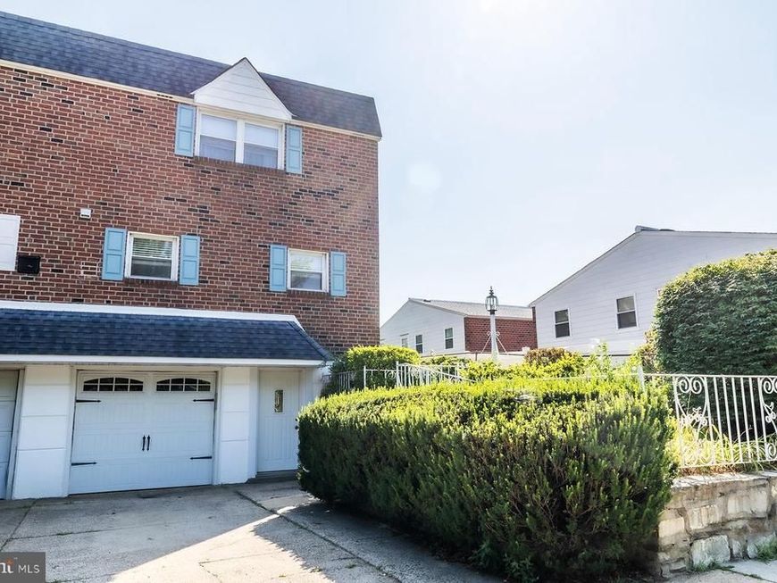 700 Susquehanna Road, Philadelphia, PA 19111 Main Photo