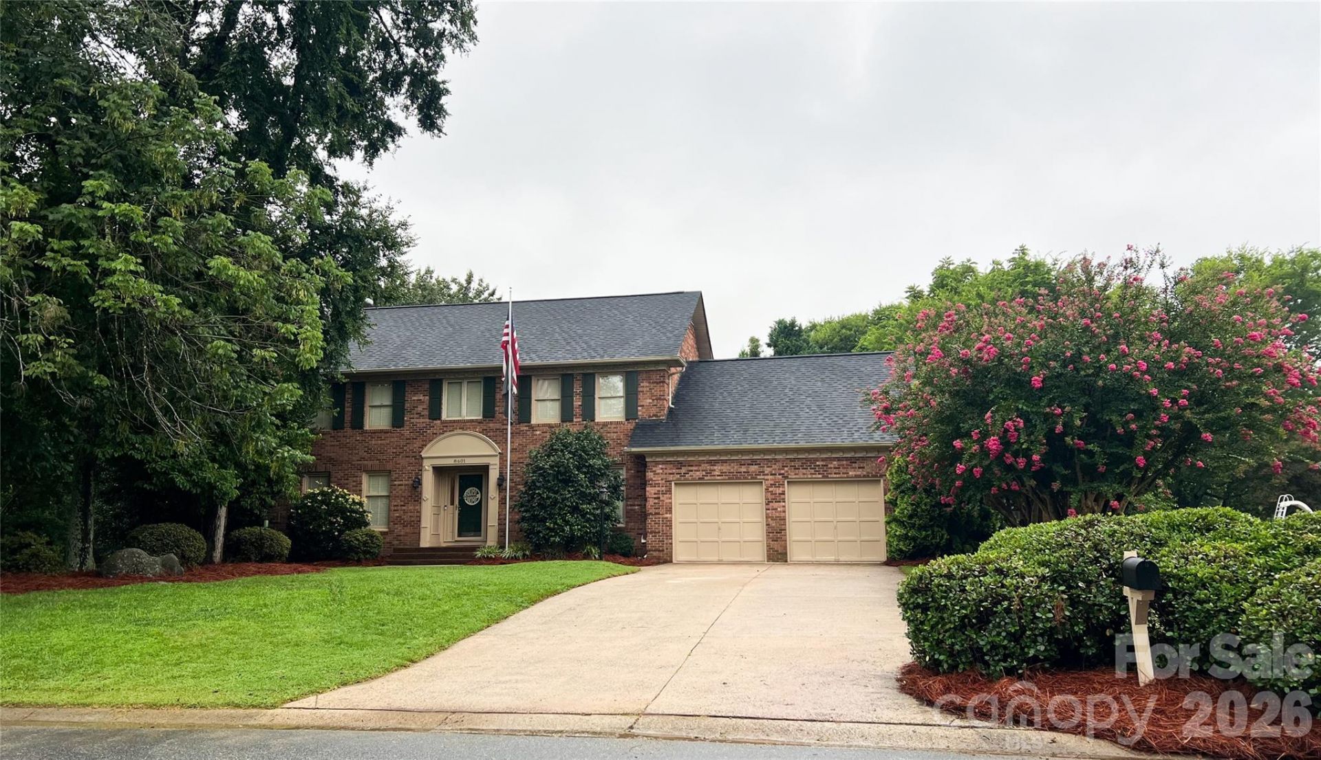 8601 Middleton Circle, Harrisburg, NC 28075 Main Photo