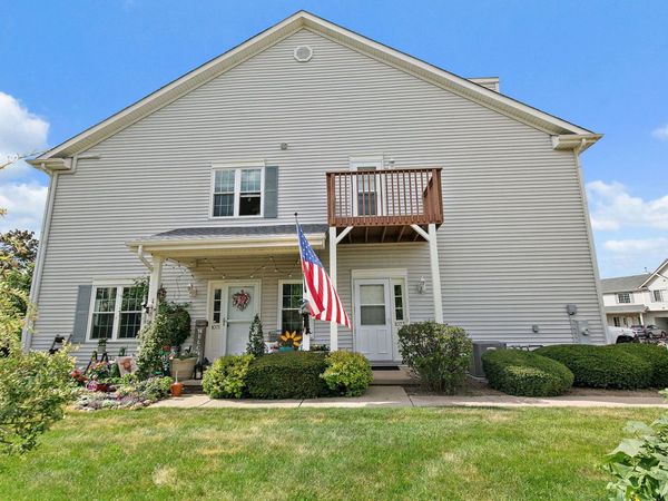 1073 Castleshire Drive , Unit 1073, Woodstock, IL 60098