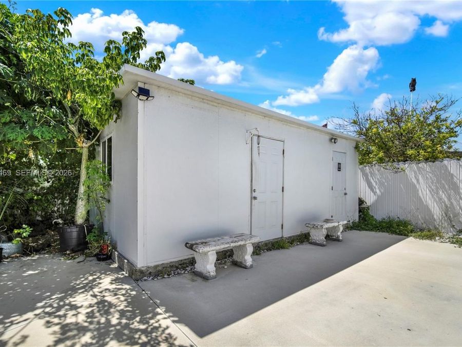 Property Image 32