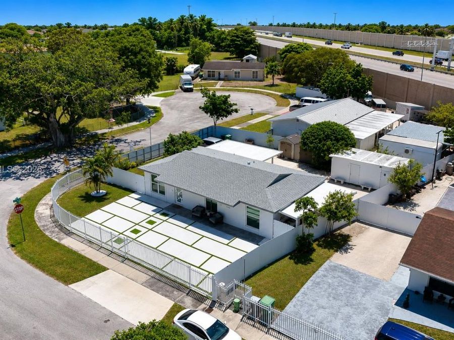 Property Image 35