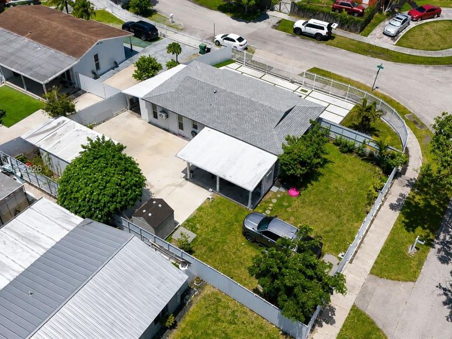 Property Image 38