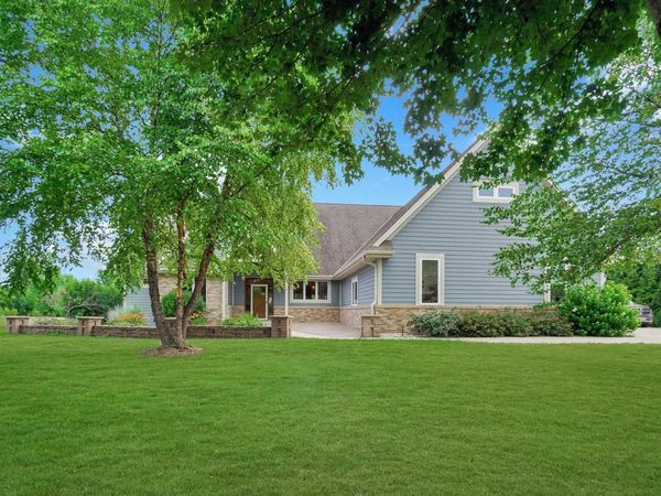 2635 Sunset ROAD, Port Washington, WI 53074