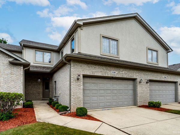 11100 Karen Drive , Orland Park, IL 60467