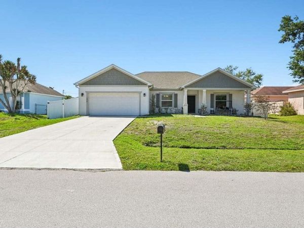 1626 SW Neptune Avenue, Port St. Lucie, FL 34953