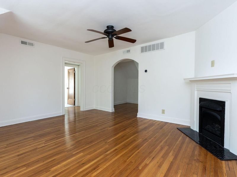 2229 Coventry Road , Unit 5, Columbus, OH 43221 Photo 9