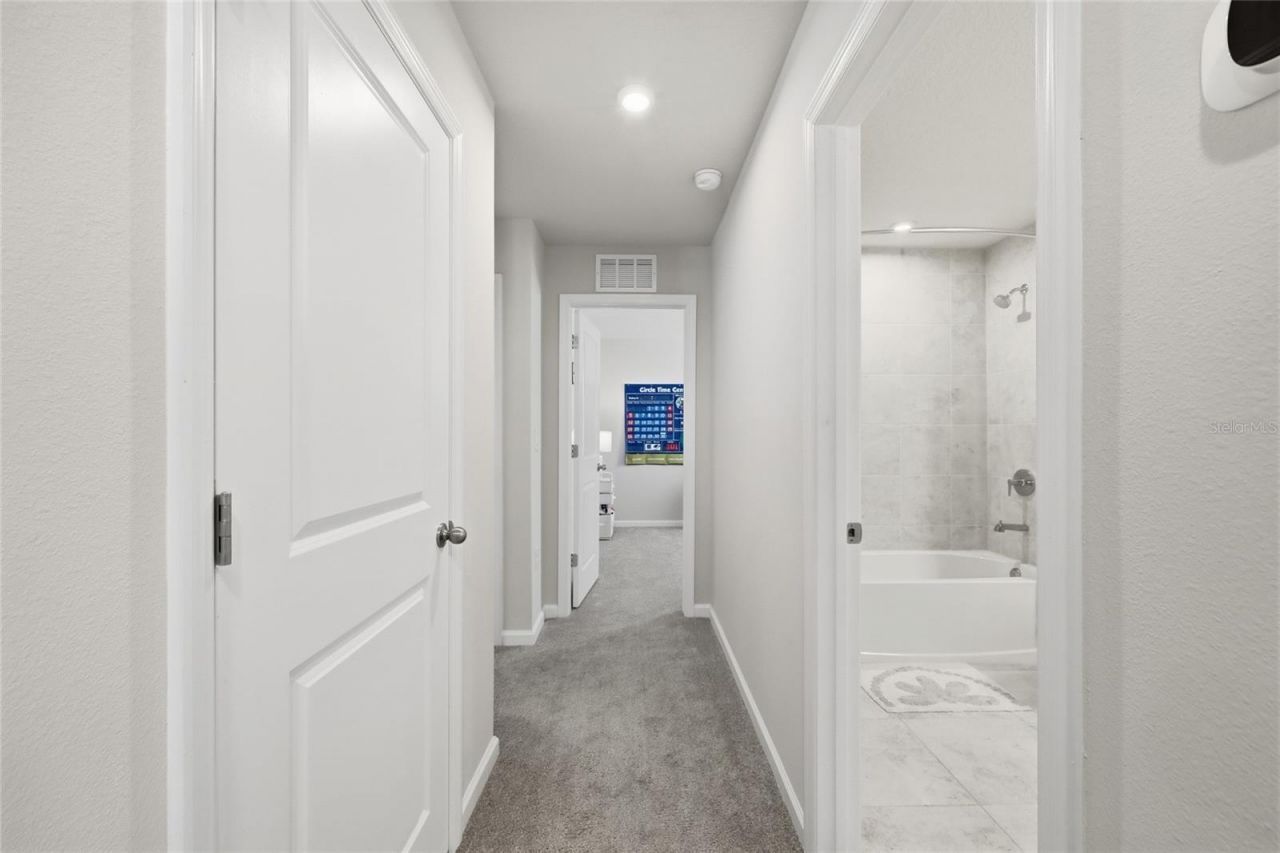 5000 Bear Lake Loop, Deland, FL 32724 Photo