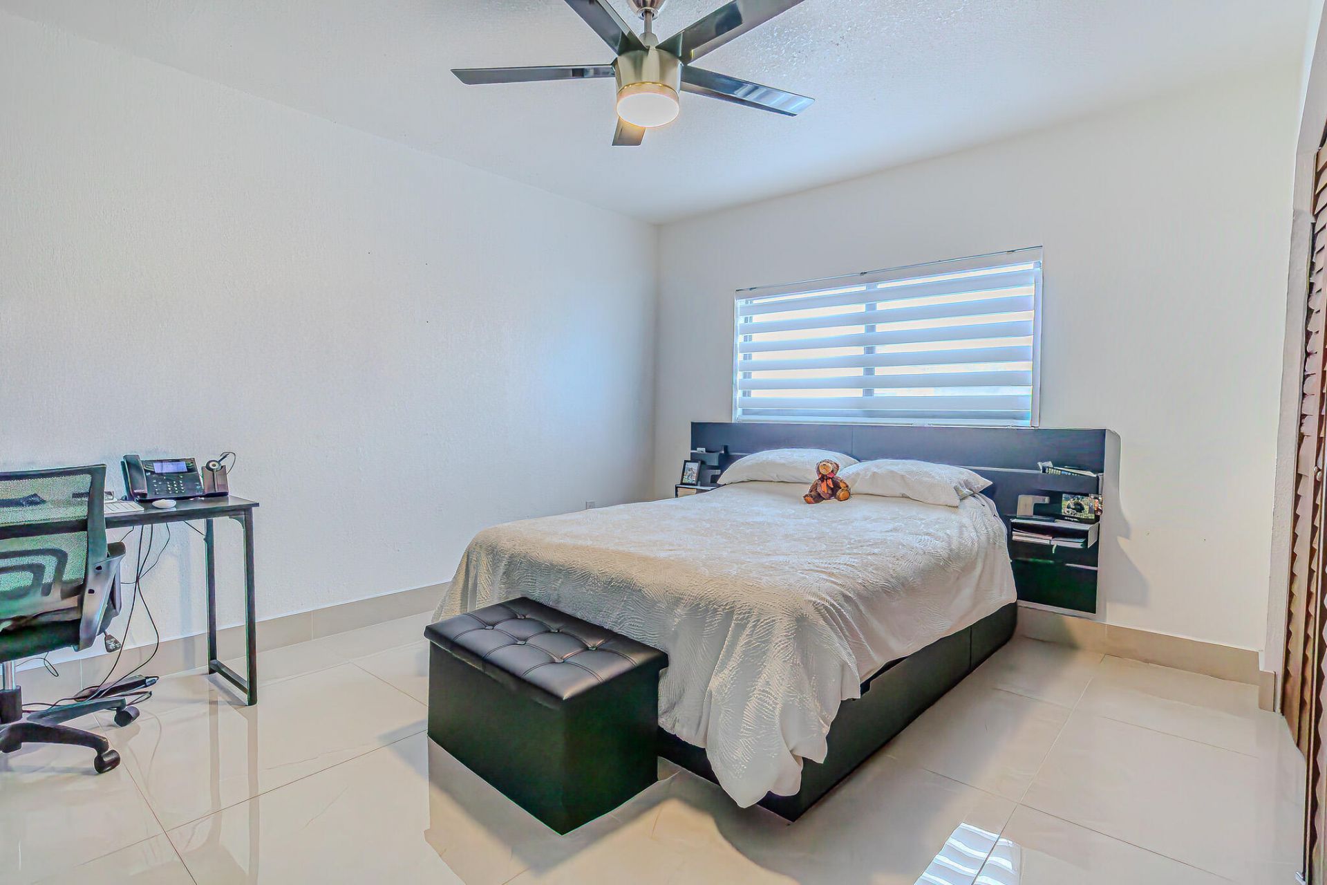 7690 W 29th Way, Unit 202, Hialeah, FL 33018 Photo