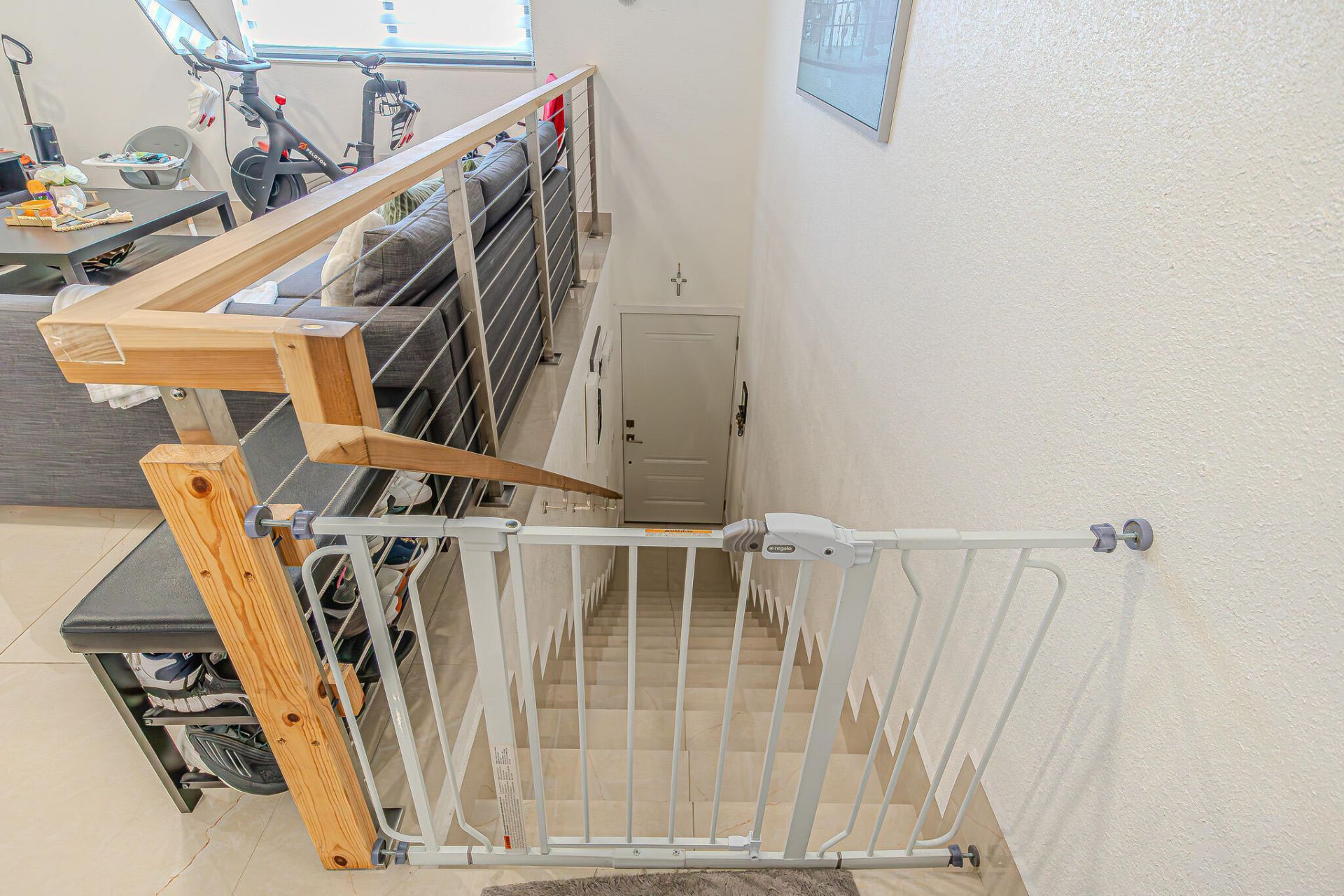 7690 W 29th Way, Unit 202, Hialeah, FL 33018 Photo