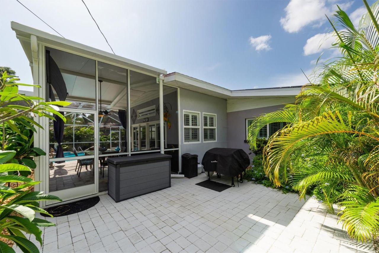 37 Southwind Drive, Belleair Bluffs, FL 33770 Photo