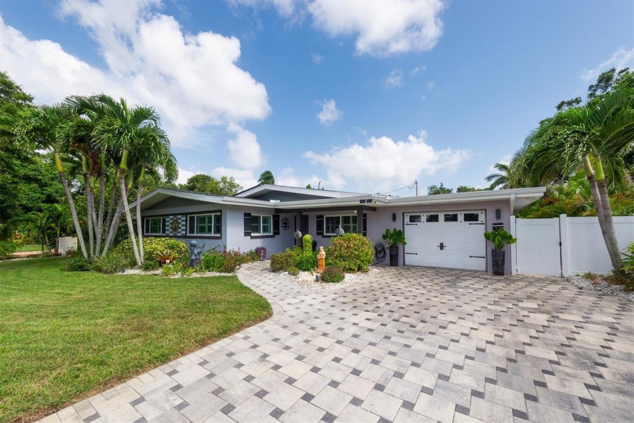 37 Southwind Drive, Belleair Bluffs, FL 33770 Photo