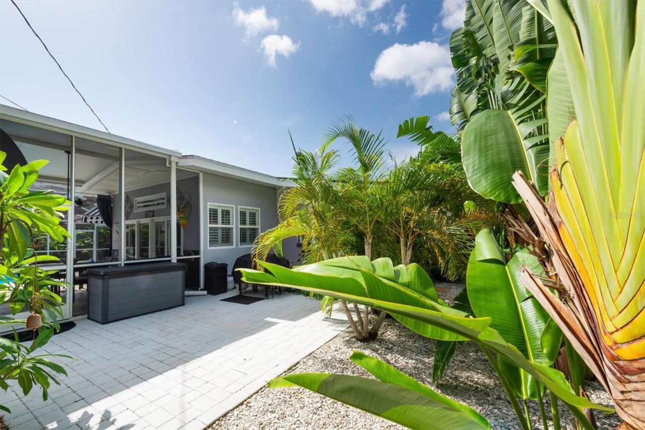 37 Southwind Drive, Belleair Bluffs, FL 33770 Photo
