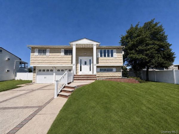 138 Spring Street, Massapequa, NY 11758