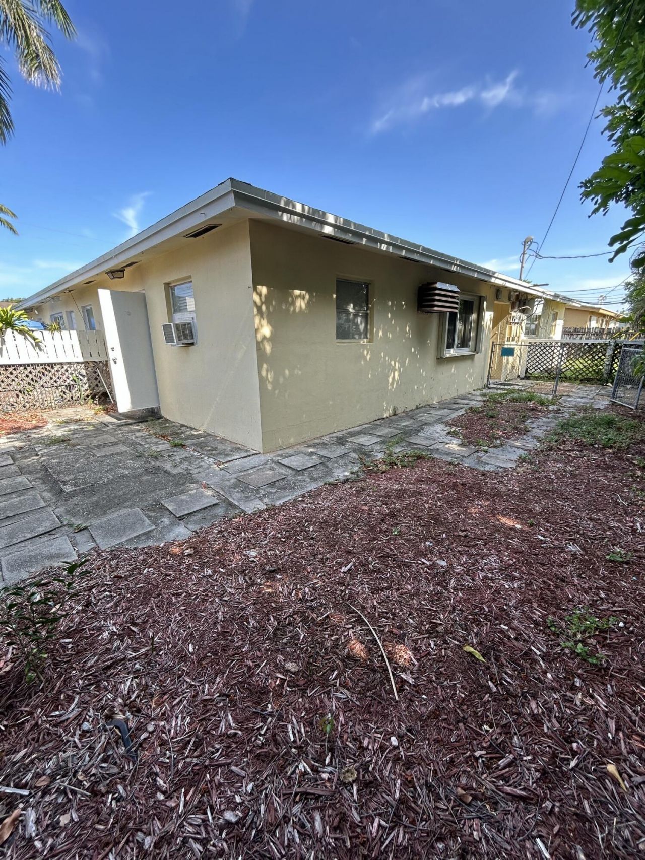 5881 NE 18th Avenue, Unit 2, Fort Lauderdale, FL 33334 Photo
