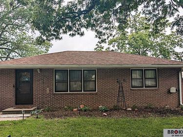 1927 N 57 Street, Lincoln, NE 68505
