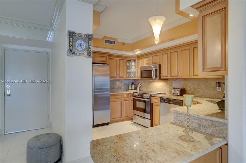 3850 Washington Street, Unit 812, Hollywood, FL 33021 Photo