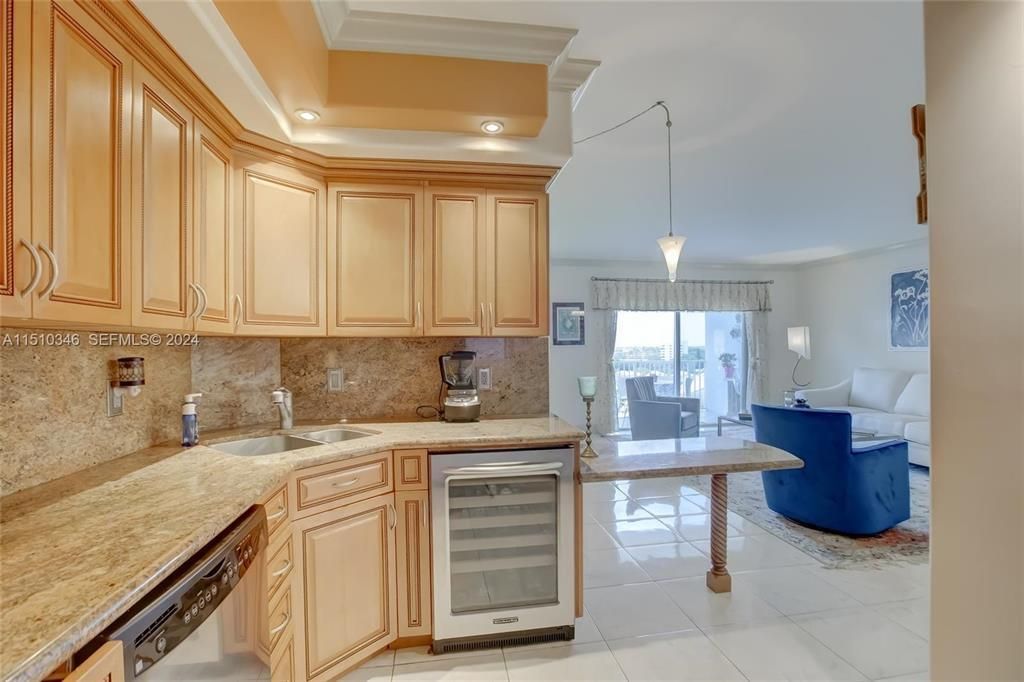 3850 Washington Street, Unit 812, Hollywood, FL 33021 Photo