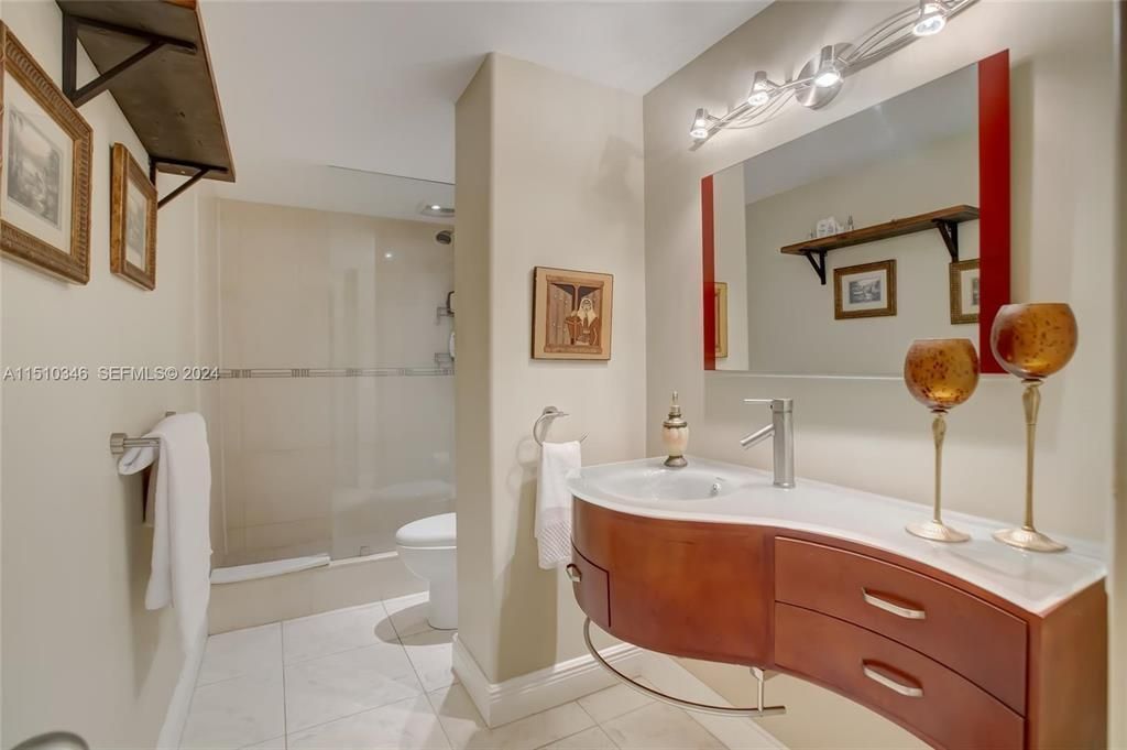 3850 Washington Street, Unit 812, Hollywood, FL 33021 Photo