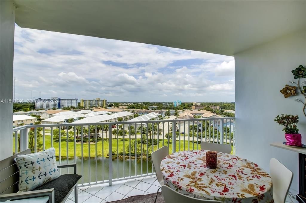 3850 Washington Street, Unit 812, Hollywood, FL 33021 Photo