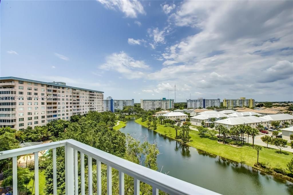 3850 Washington Street, Unit 812, Hollywood, FL 33021 Photo
