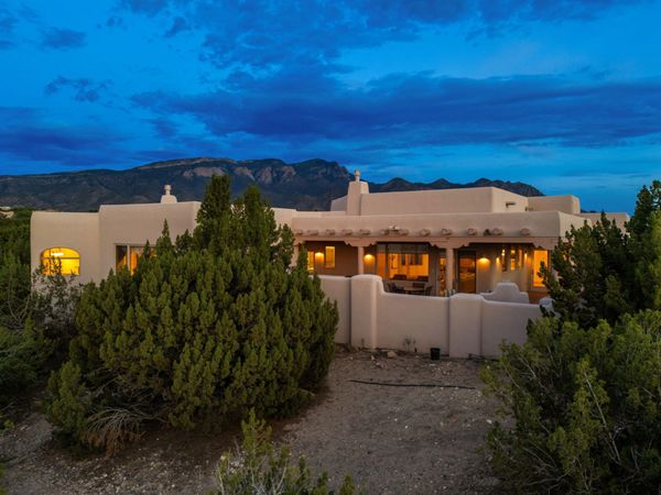 2 White Mesa Trail , Placitas, NM 87043