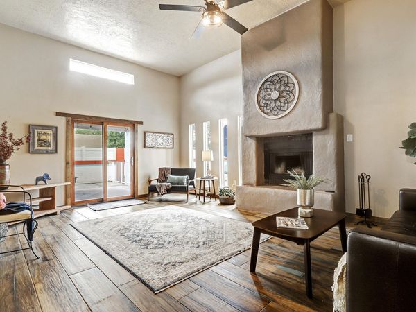 9211 Cascajo Drive NE, Albuquerque, NM 87111