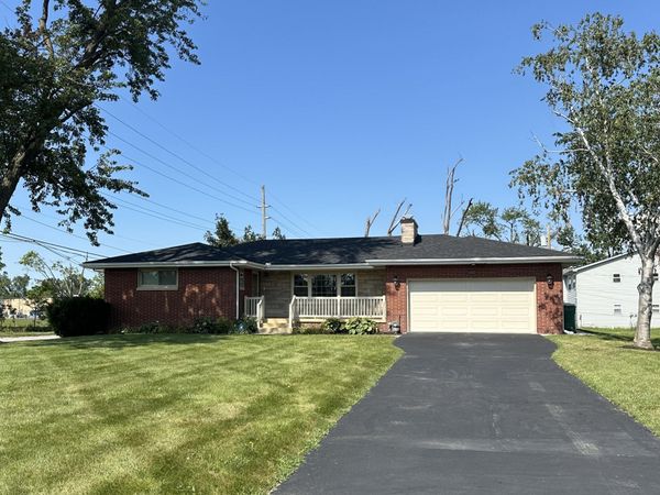 6092 Cleveland Street , Merrillville, IN 46410