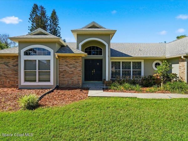 1135 Rebecca Drive , Merritt Island, FL 32952