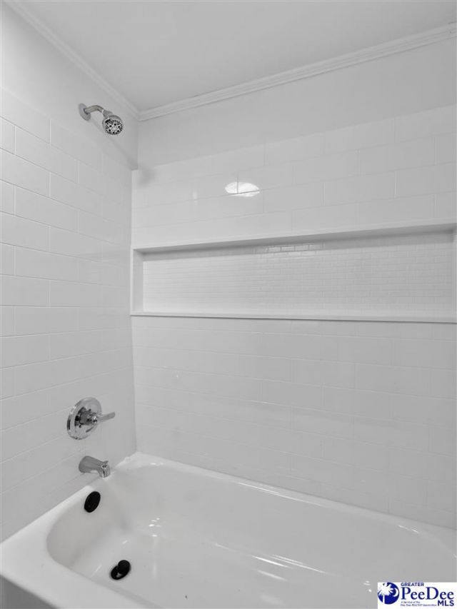 120 Vaughan St Photo 19