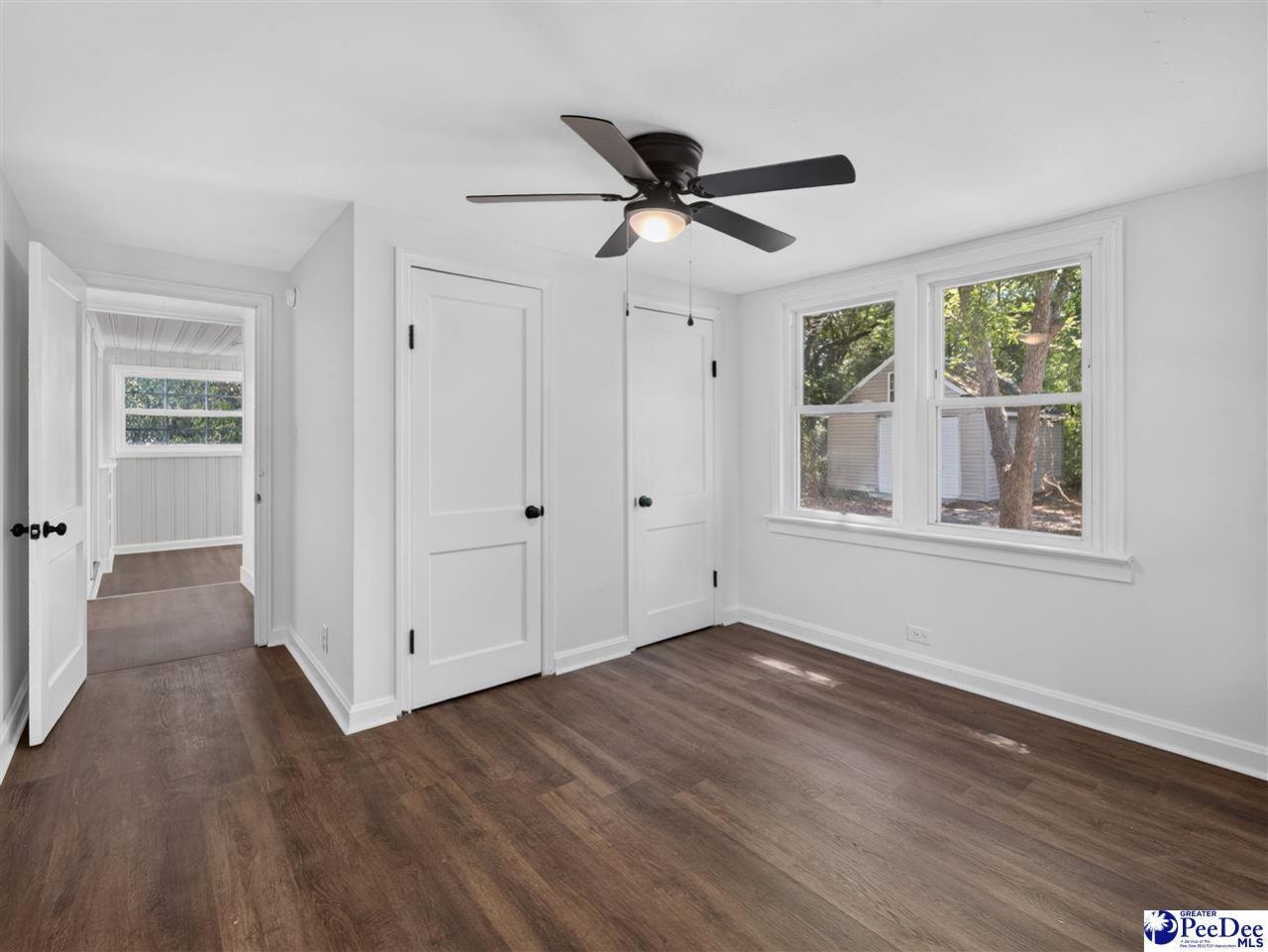 120 Vaughan St Photo 22