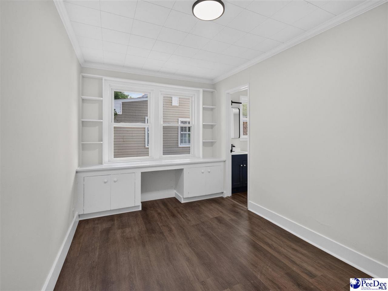 120 Vaughan St Photo 24