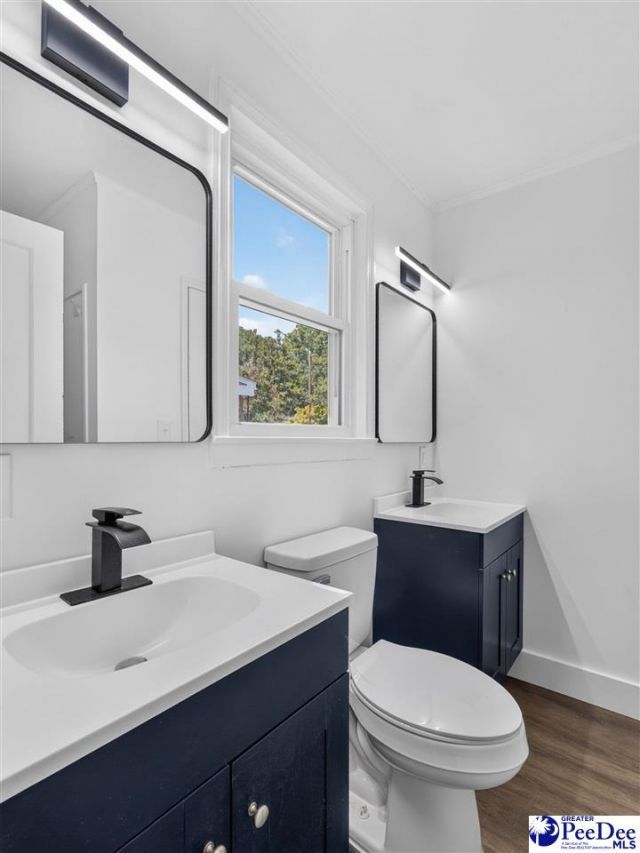 120 Vaughan St Photo 26