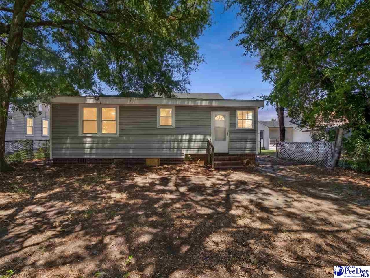 120 Vaughan St Photo 32