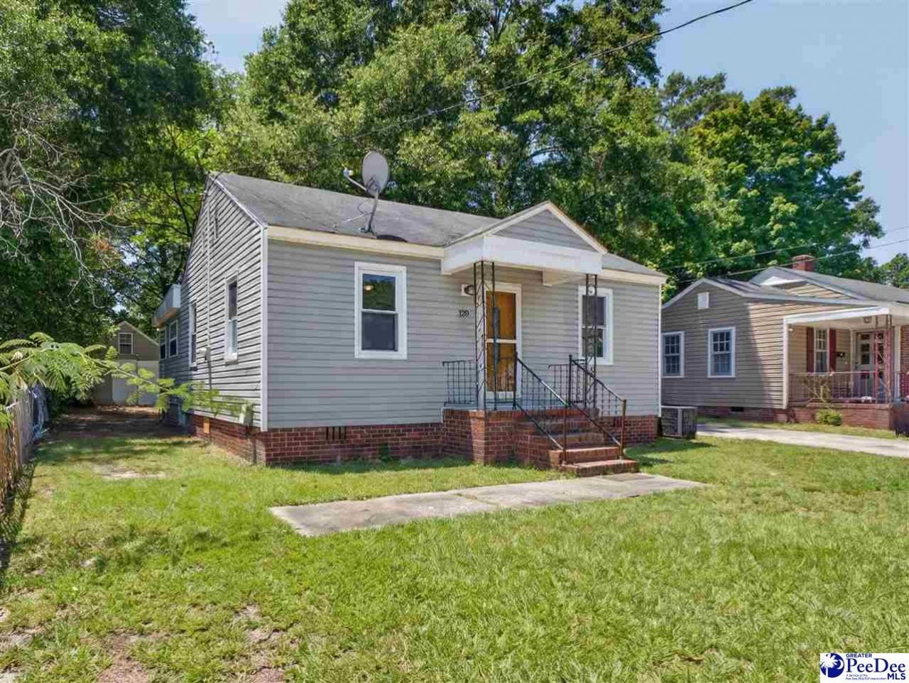 120 Vaughan St Photo 4