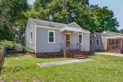 120 Vaughan St photo 4