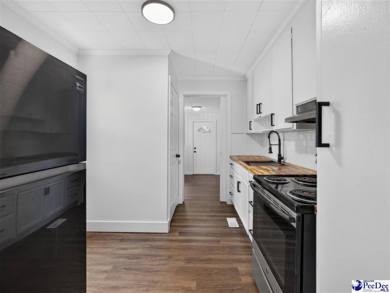 120 Vaughan St Photo 9