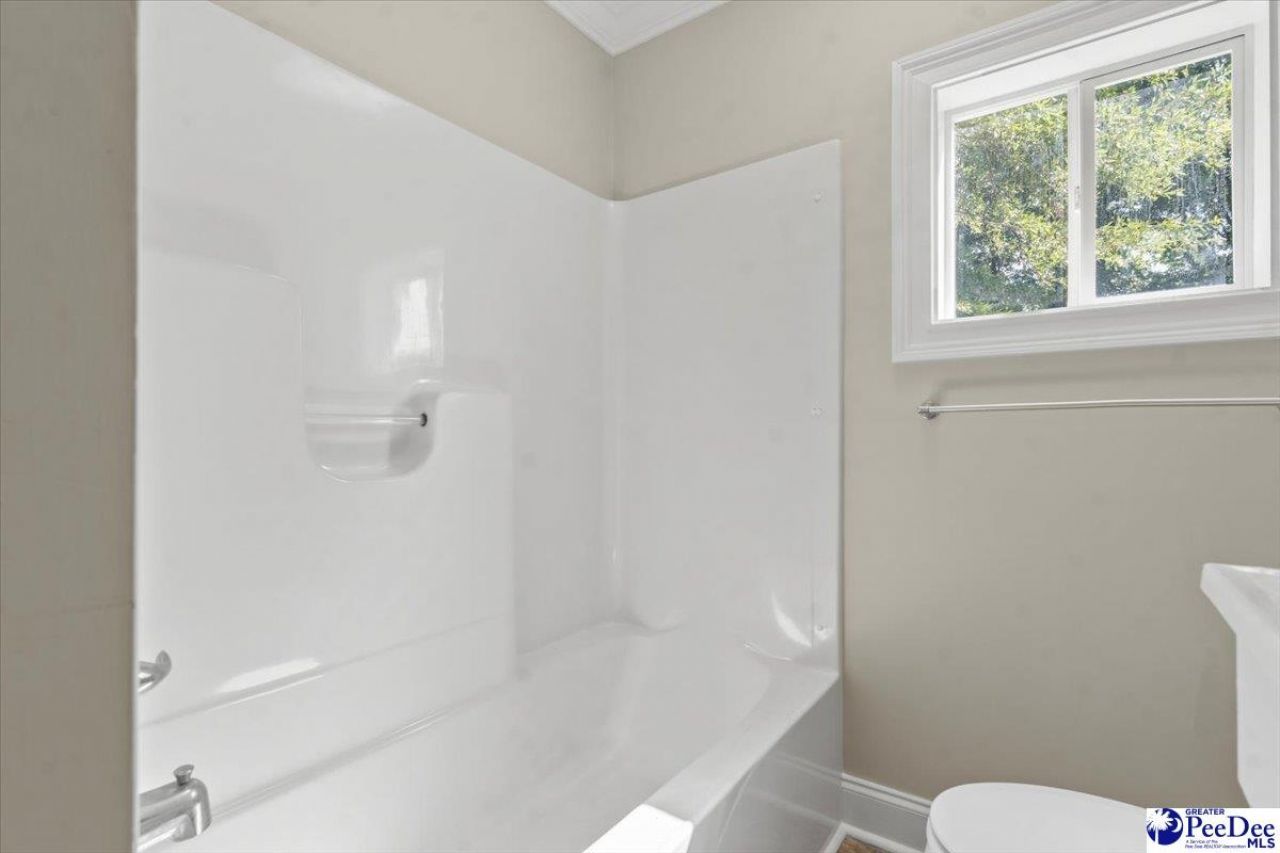121 Vaughan Street Photo 14