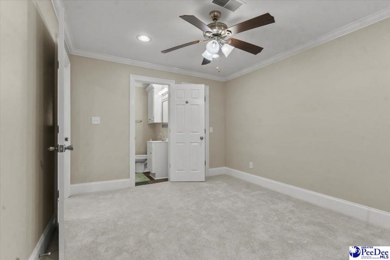 121 Vaughan Street Photo 18
