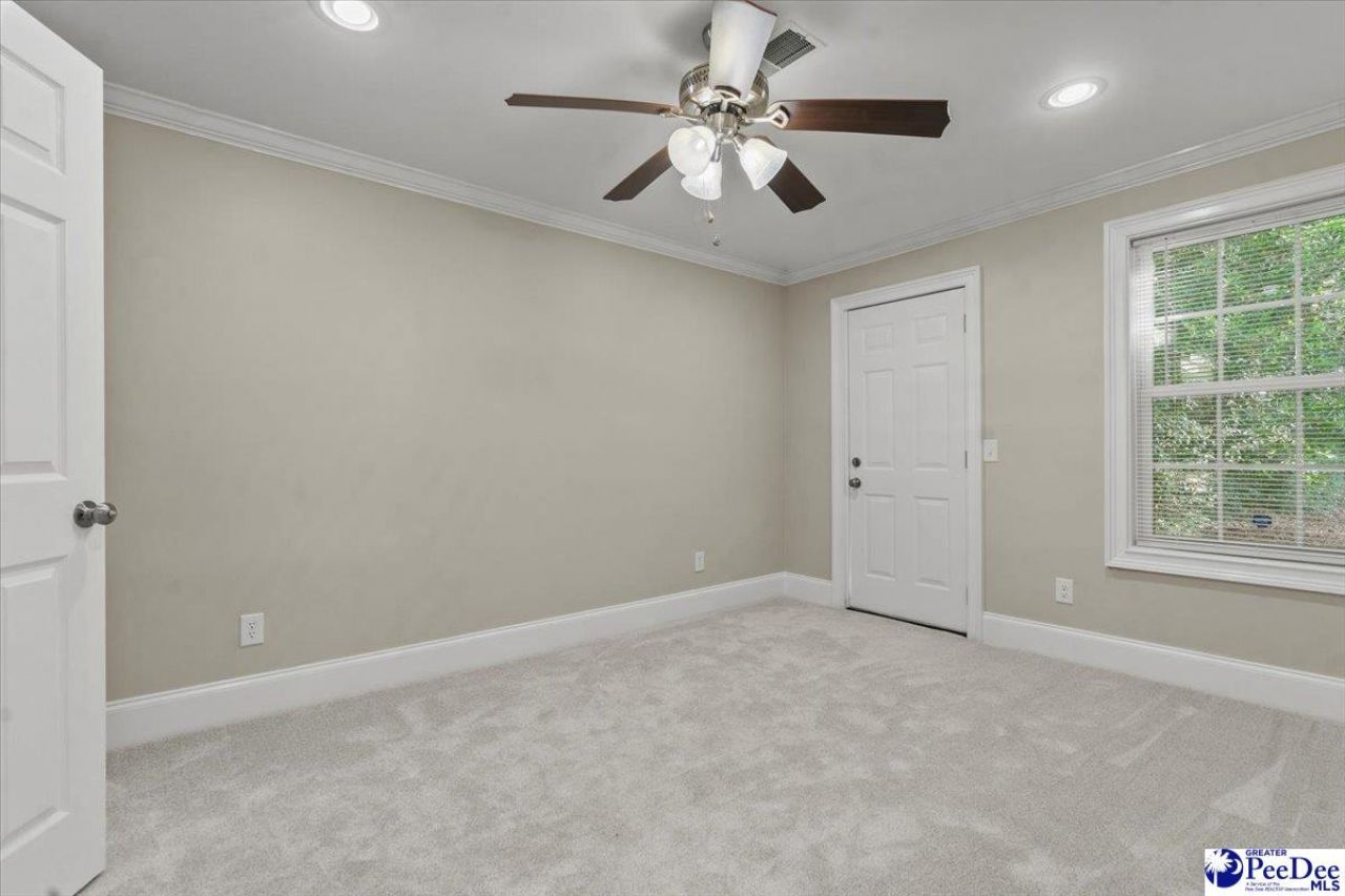 121 Vaughan Street Photo 20